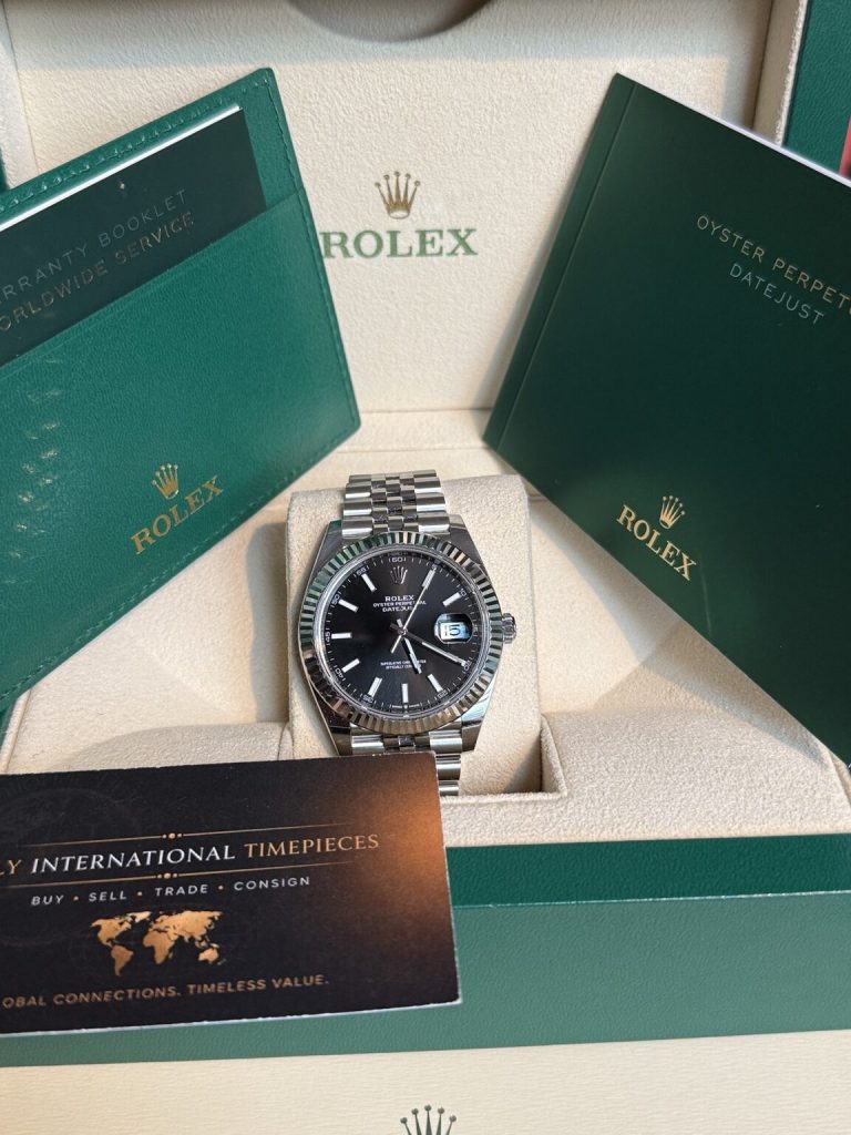 2023 Rolex Datejust 41 Ref. 126334 with full box and papers